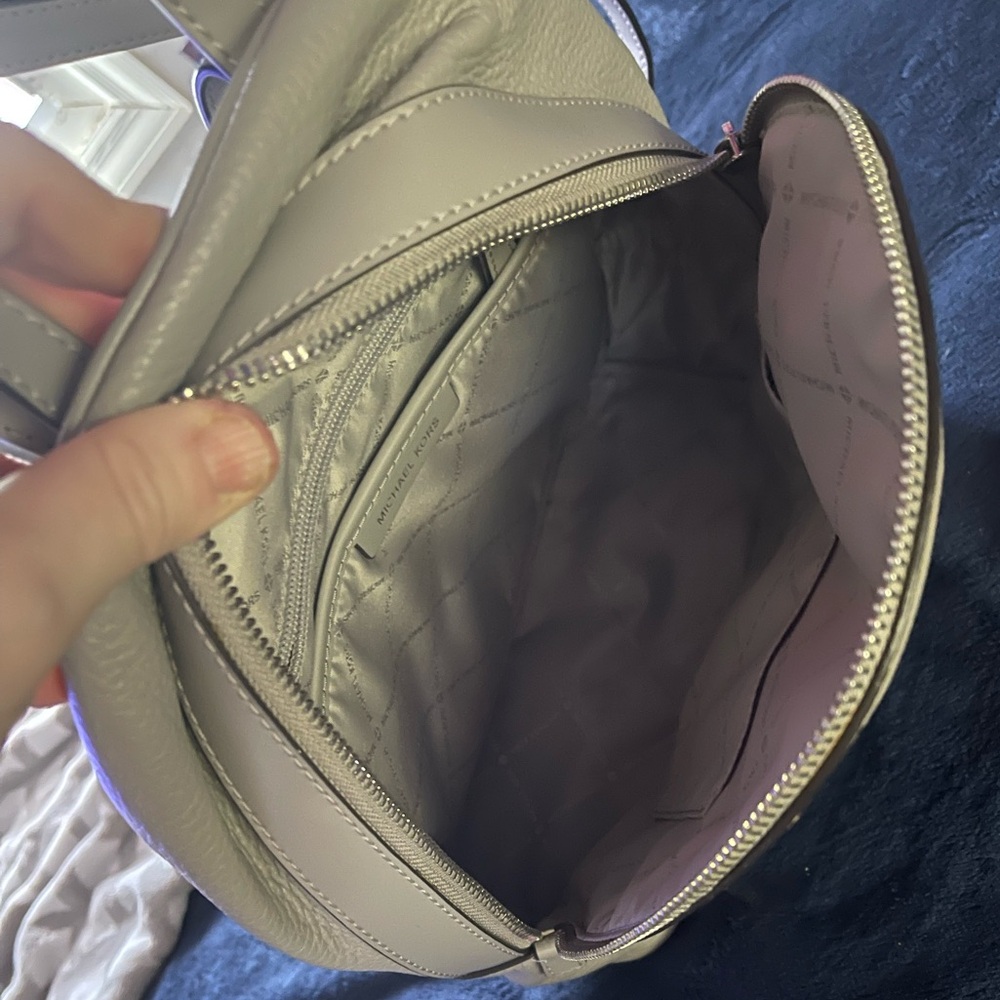 Michael Kors backpack purse - Picture 3 of 9